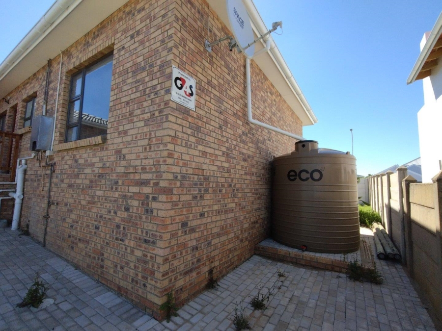 3 Bedroom Property for Sale in Wavecrest Eastern Cape